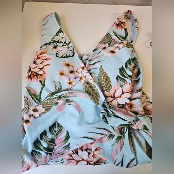 Kona Sol- Women's Blue Tropical Wrap-Front Full Coverage One Piece  Sz S - Picture 7 of 12